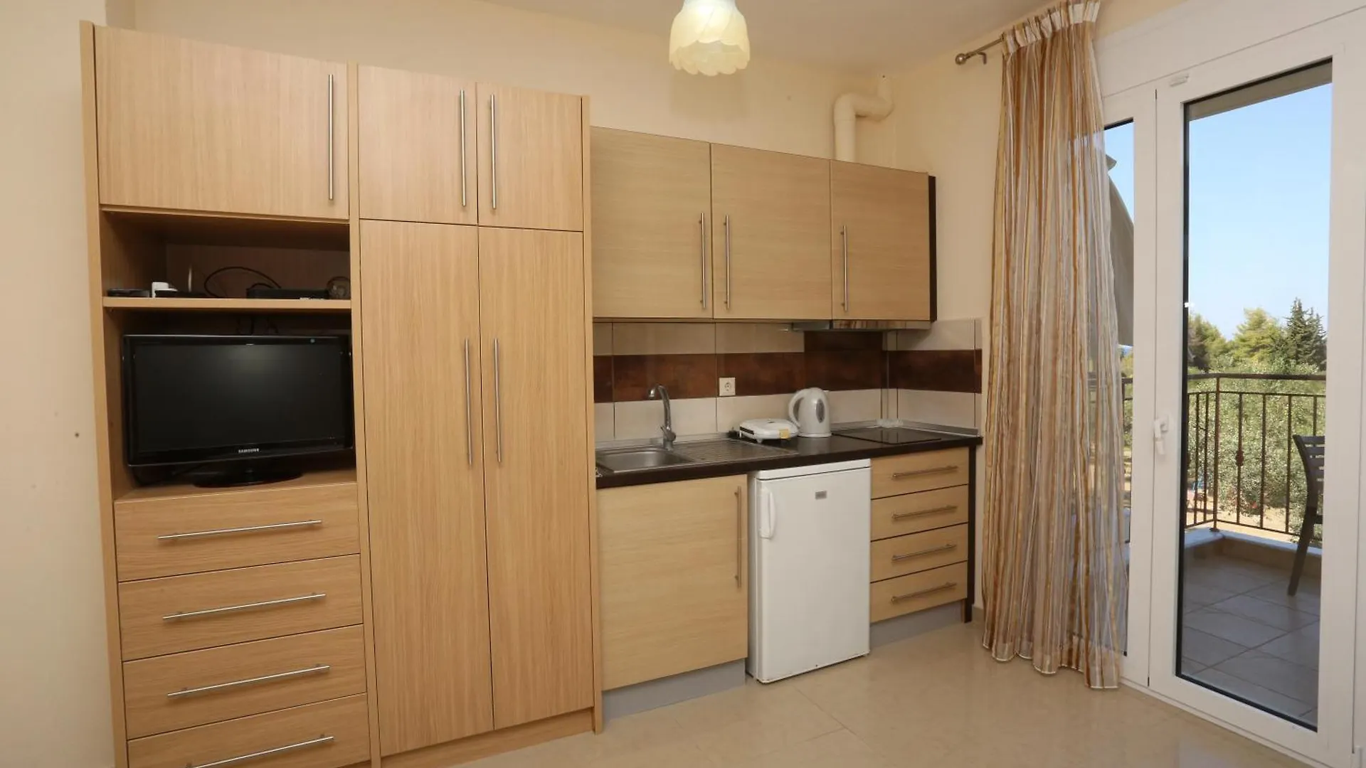 Melimaria Studio Apartment Pefkochori 0*,  Greece